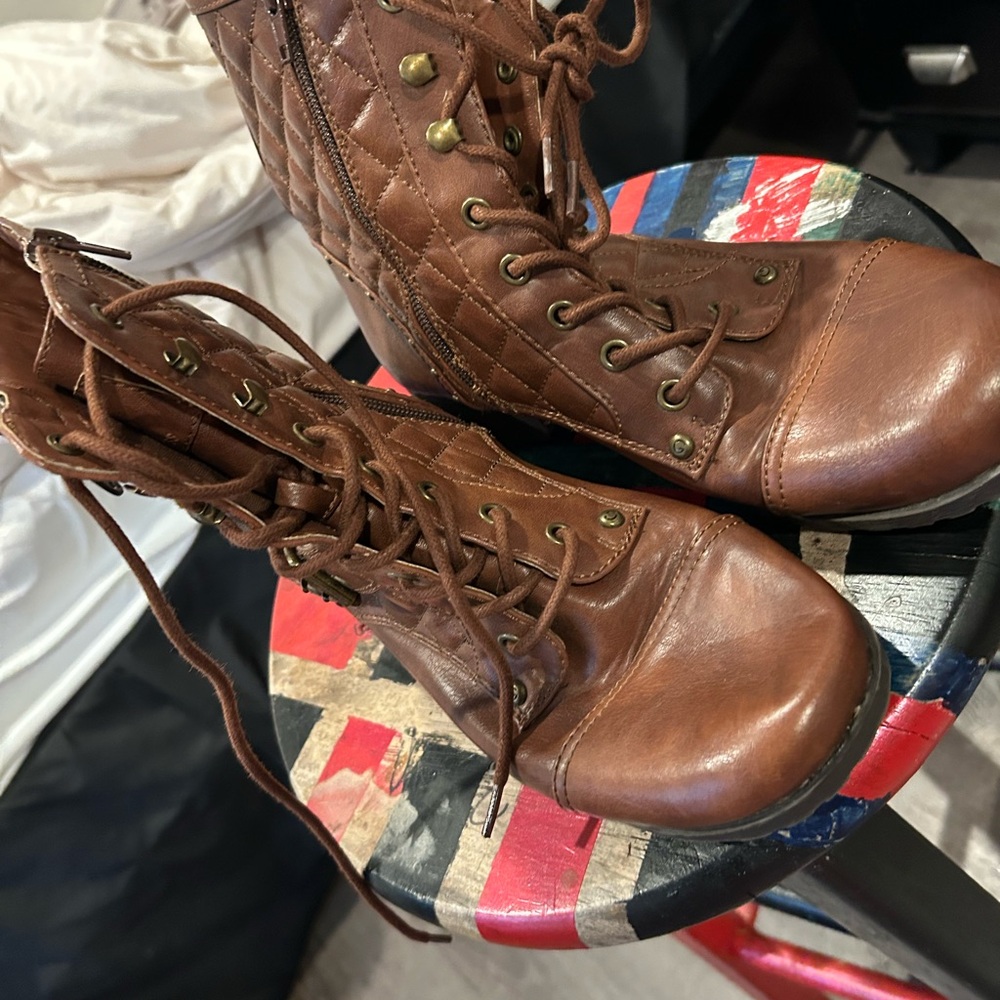 Guess Brown Quilted Ankle Boots
